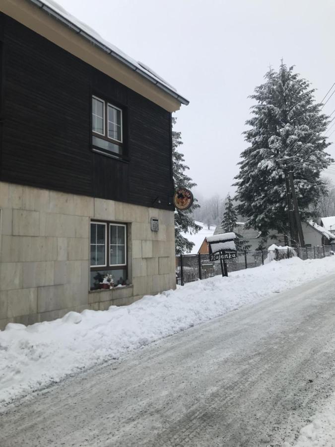 Penzion Hajenka Petrovice  Buitenkant foto