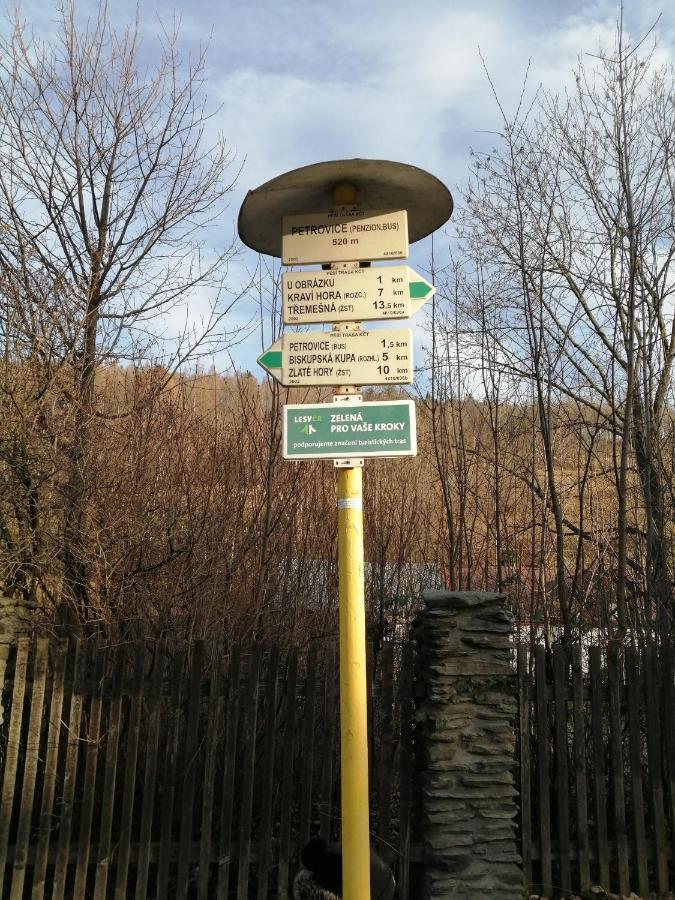 Penzion Hajenka Petrovice  Buitenkant foto